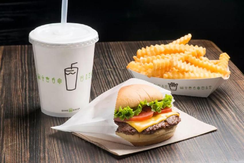 美國(guó)傳奇漢堡Shake Shack來中國(guó)前，還有一段難走的路…|餐飲界