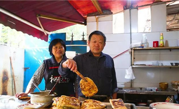 即便搬遷5次，顧客依然能慕名而來，這家餐廳有什么高招？|餐飲界